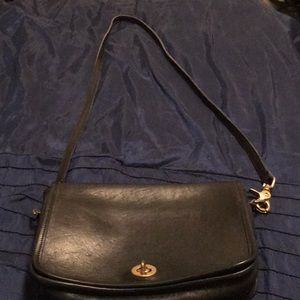 Auth vintage coach leather crossbody bag